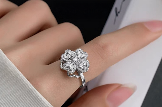 LuckyClover Ring