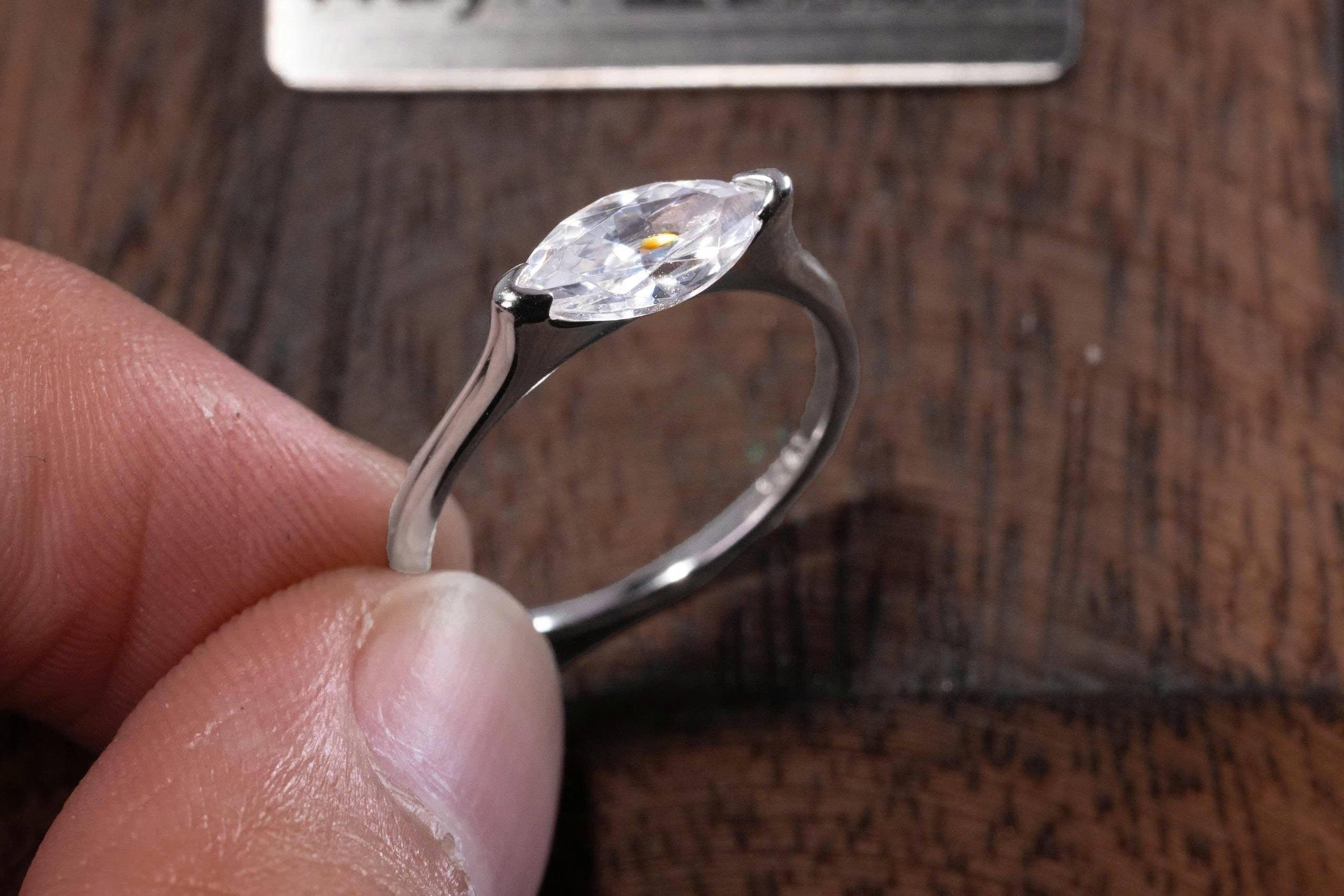 แหวนเทวดาประดับซิครอน – เงิน S925 – N400041